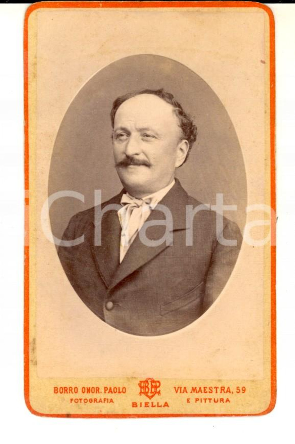 Fotografia d epoca originale 1870 BIELLA Ritratto maschile con cravattino in seta Foto Onorato Paolo BORRO 1