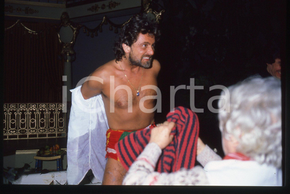 35mm vintage slide* 1984 "Te lo do io il Brasile" Beppe GRILLO backstage (9)