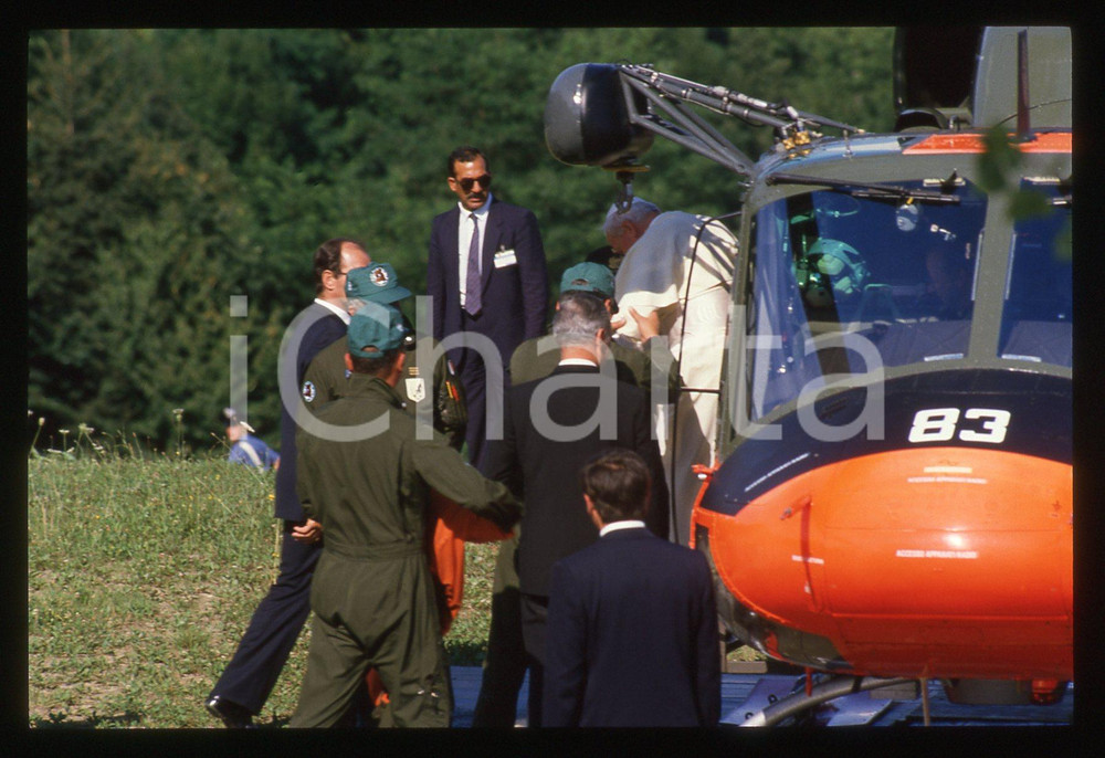 35mm vintage slide* 1988 VAL DI STAVA - GIOVANNI PAOLO II Arrivo in elicottero 2