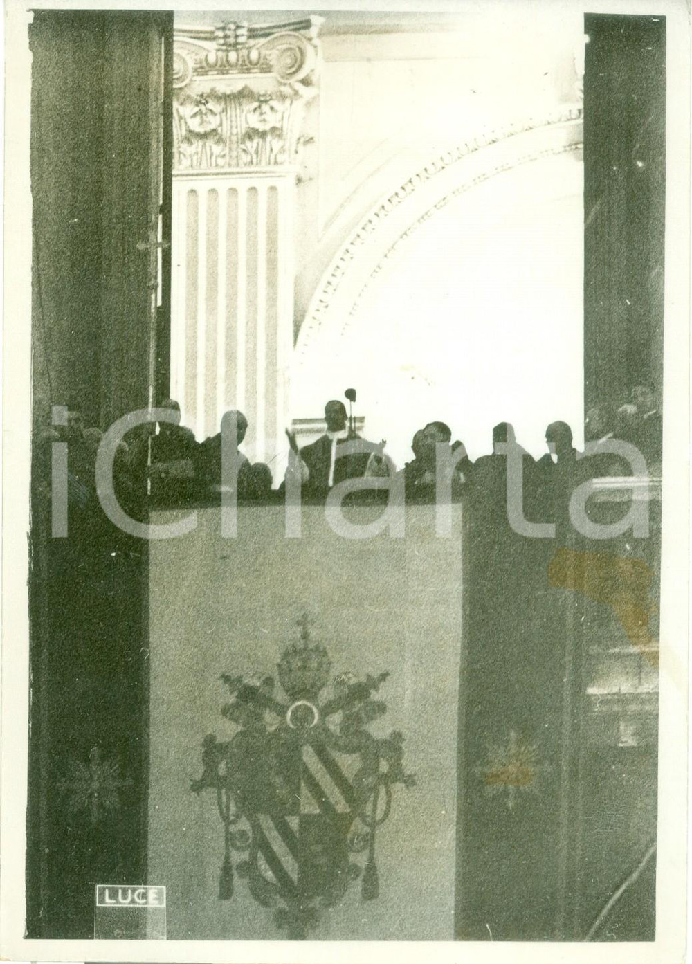 Fotografia d epoca originale 1939 ROMA Nuovo pontefice PIO XII impartisce benedizione da SAN PIETRO Foto 1