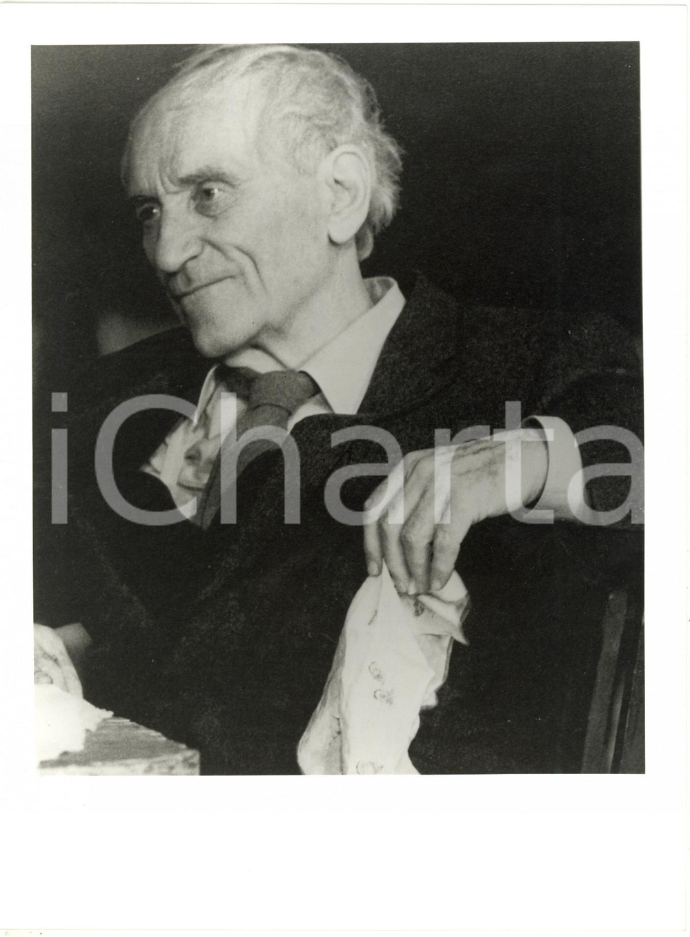 Fotografia d epoca originale 1995 ca TEATRO  Bernhard MINETTI  Ritratto dell attore Foto 18x24 cm 1