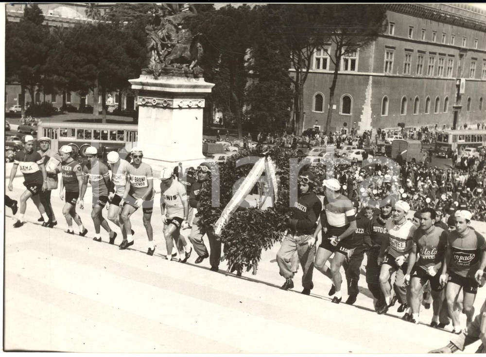 1958 ROMA G. P. Ciclomotoristico delle Nazioni - Omaggio al Milite Ignoto *Foto