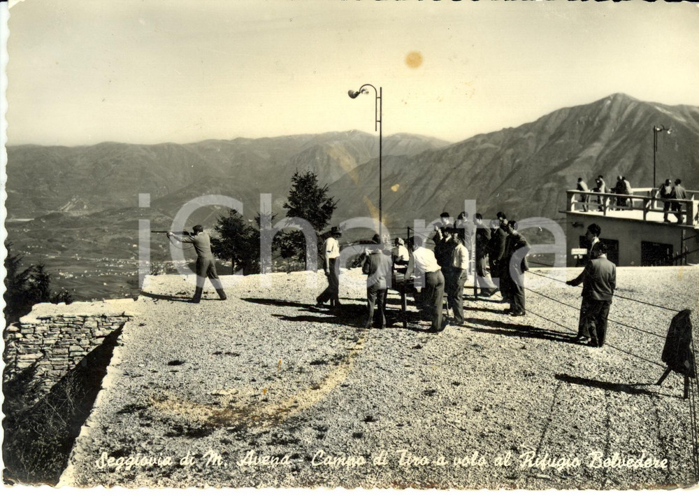 Cartolina originale da collezione 1956 MONTE AVENA BL Campo tiro a volo del RIFUGIO BELVEDERE   ANIMATA FG VG 1