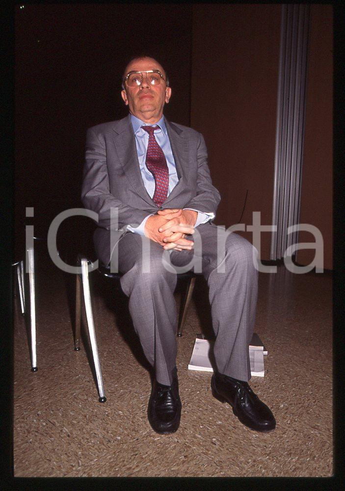 35mm vintage slide* 1998 MILANO POLITICA Salvatore SCIASCIA 17