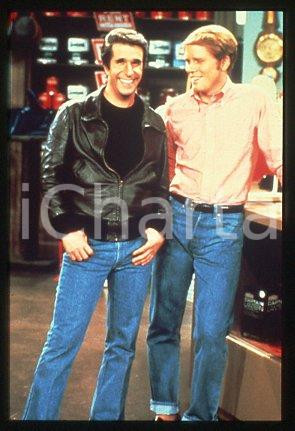 35mm vintage slide* 1984 TV "Happy Days" Henry WINKLER Ron HOWARD (1)