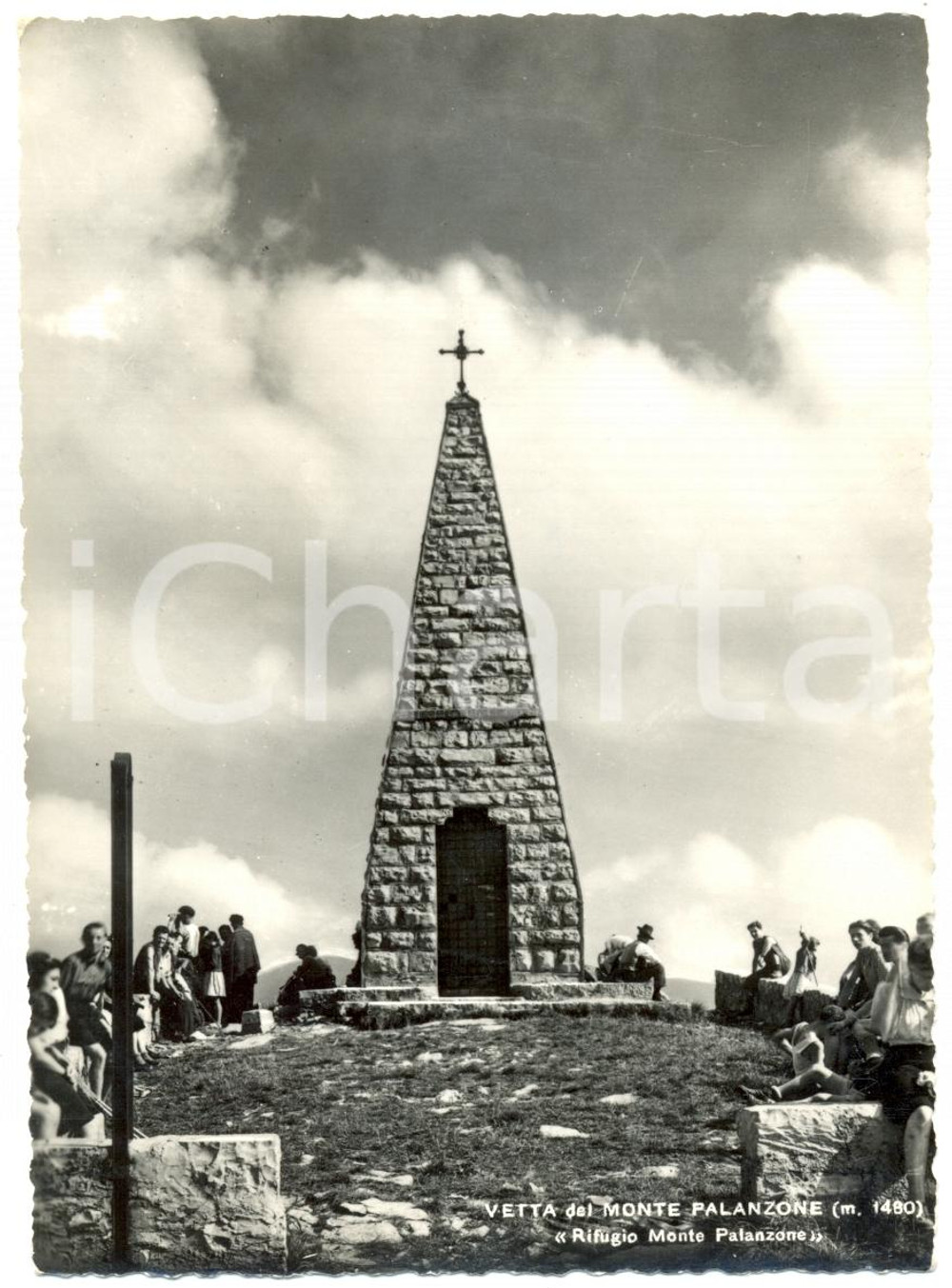 Cartolina originale da collezione 1950 ca MONTE PALANZONE CO CAI Turisti visitano cappella sulla vetta FG VG 1