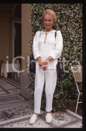 35mm vintage slide* 1992 CERNOBBIO VILLA D'ESTE American actress Janet LEIGH 41