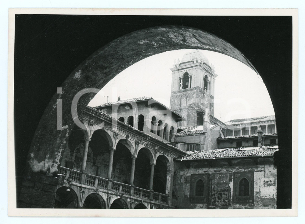 Fotografia d epoca originale 1972 NOVARA  BROLETTO Palazzo dei Paratici e campanile del Duomo  Foto 17x13 1