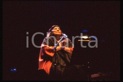 35mm vintage slide* 2000 ca MILAN "MISA CRIOLLA" singer Mercedes SOSA (18)