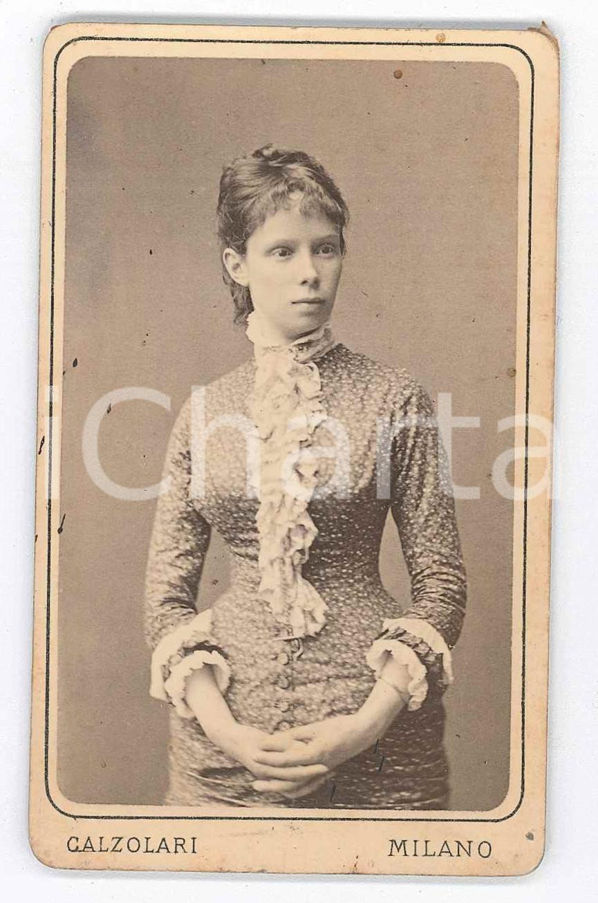 Fotografia d epoca originale 1870 ca MILANO Ritratto di M.lle CRUSFOL  Foto CALZOLARI CDV 1
