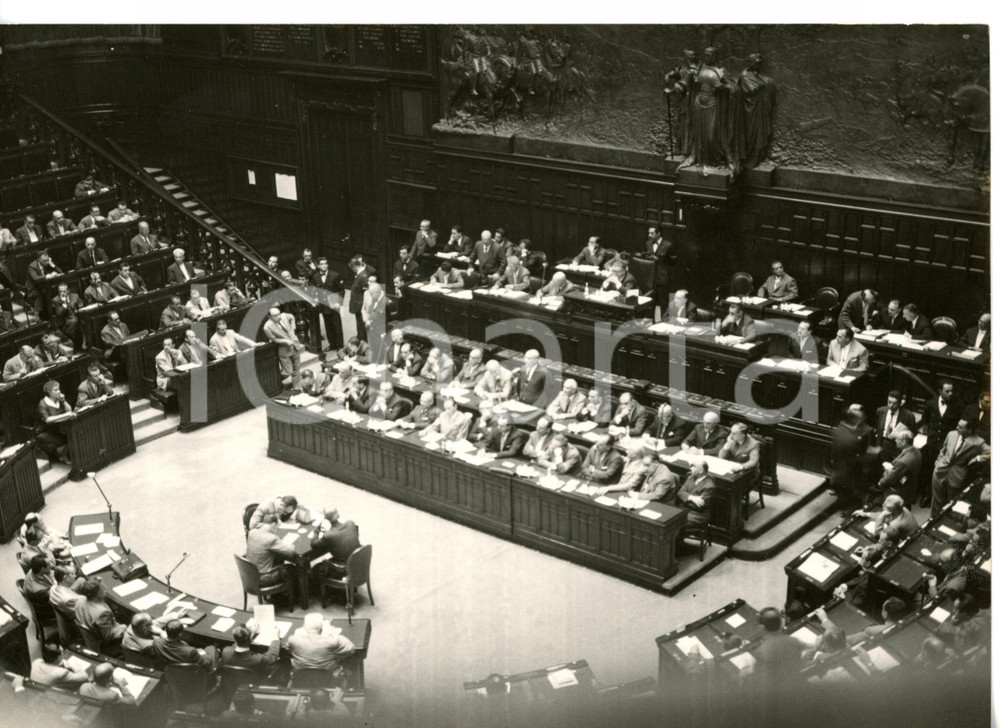 Fotografia d epoca originale 1958 ROMA Amintore FANFANI durante dibattito alla Camera per fiducia al governo 1