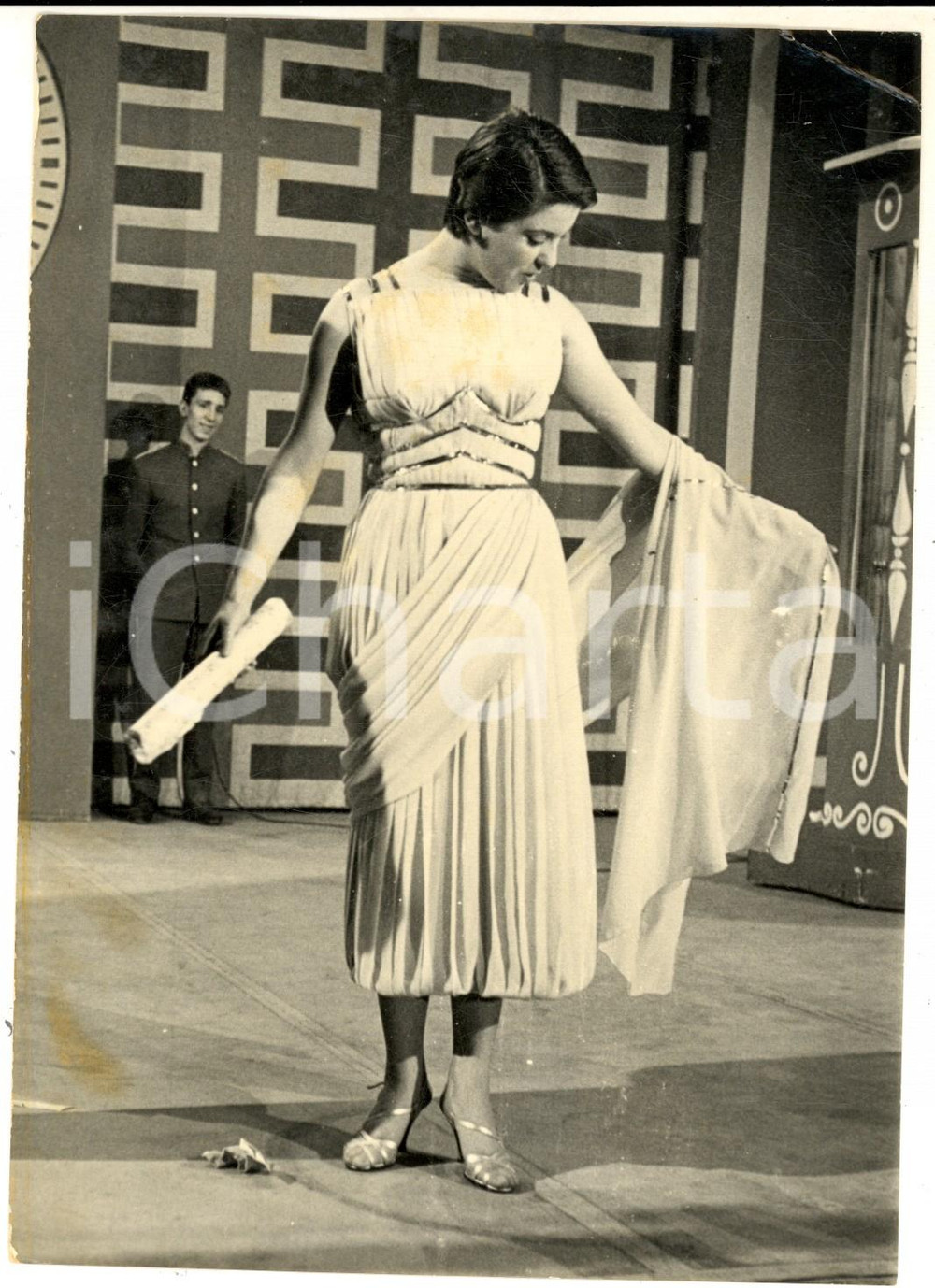 Fotografia d epoca originale 1957 LASCIA O RADDOPPIA Ritratto della concorrente Elda NOVANI Foto 13x18 cm 1