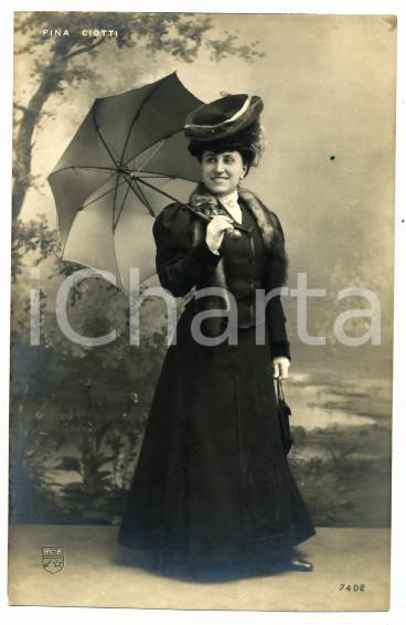 1910 ca OPERETTA Ritratto di Pina CIOTTI con ombrellino *Cartolina FP NV