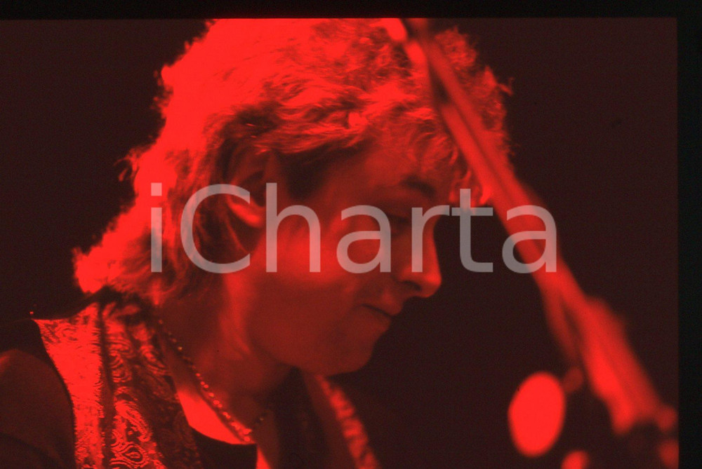35mm vintage slide* 1980ca MUSICA Pete HAYCOCK durante un'esibizione (4)