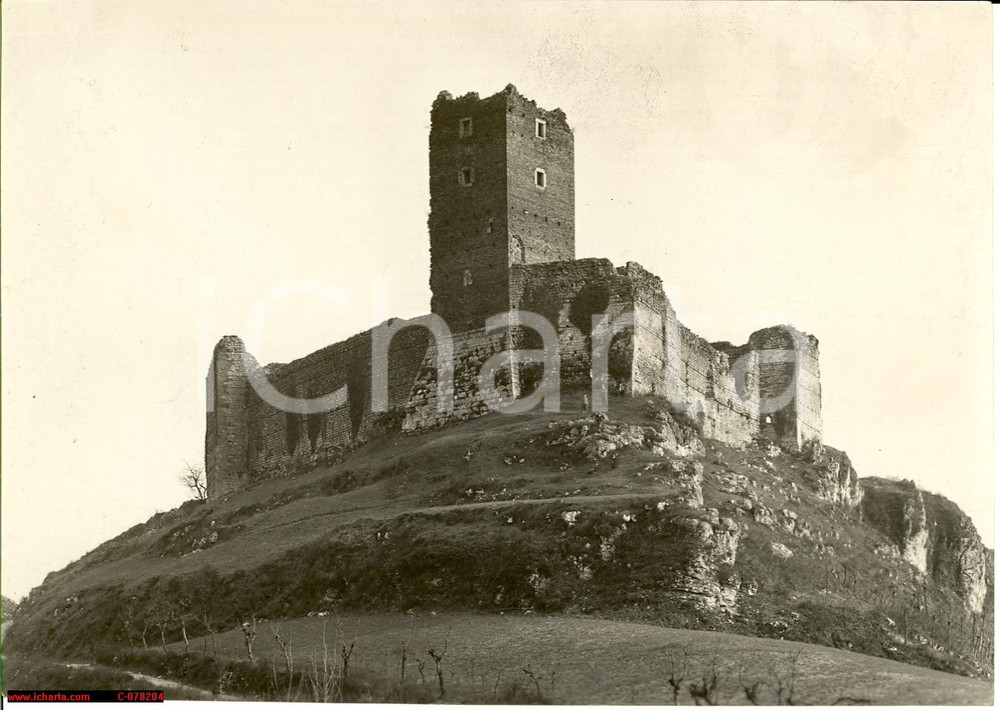 Fotografia d epoca originale 1935 Montecchio Maggiore Castello della Villa di Romeo 1