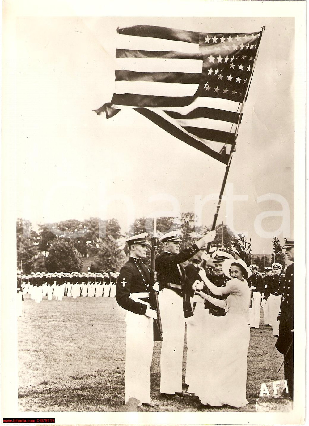 Fotografia d epoca originale 1941 USA Annapolis Naval Academy, consegna bandiera 1