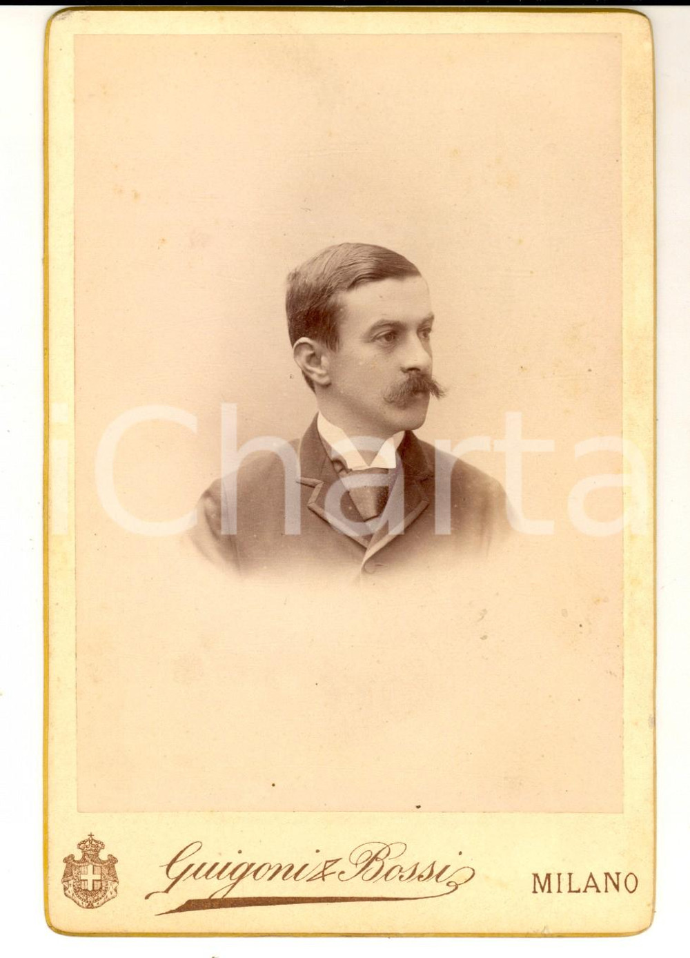 Fotografia d epoca originale 1890 ca MILANO Ritratto maschile con cravattino a pois Foto GUIGONI e BOSSI 1