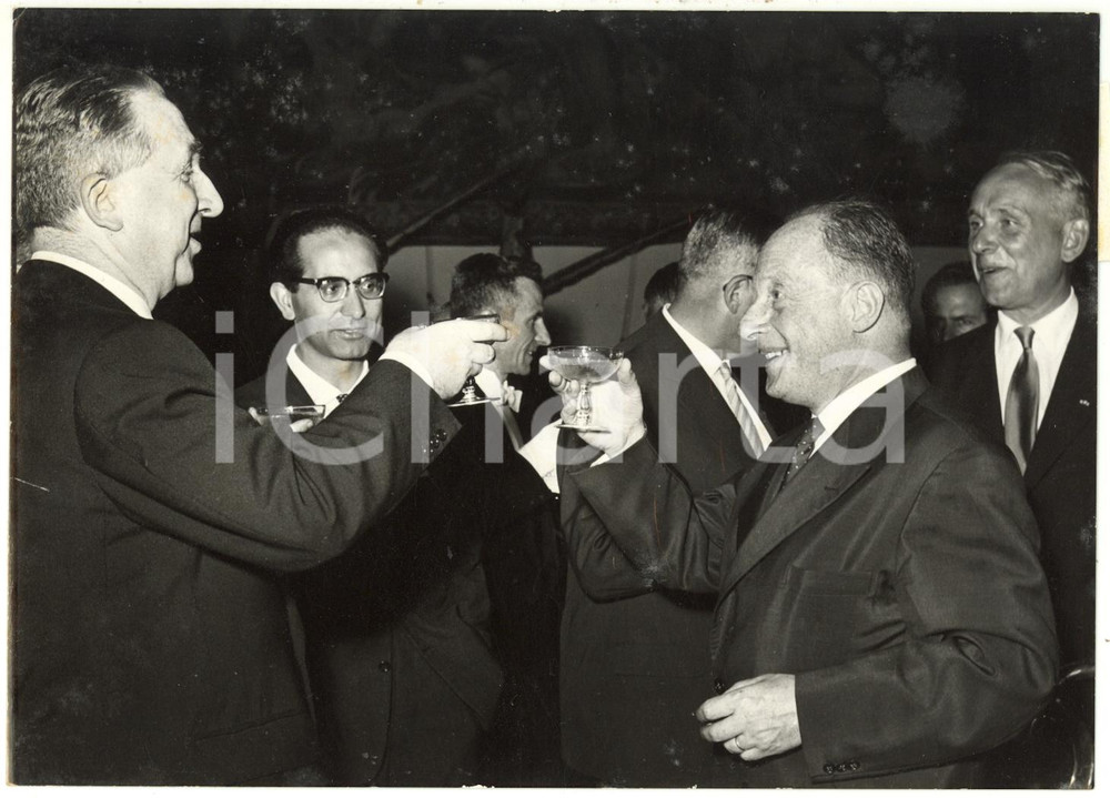 1959 ROMA - Accordi EURATOM - Brindisi tra Étienne HIRSCH e Giuseppe PELLA *Foto