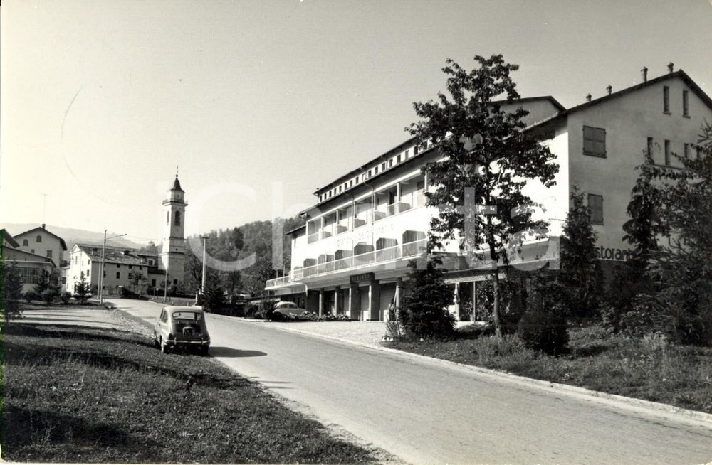 Cartolina originale da collezione 1966 ROCCAFORTE MONDOVI' (CN) FIAT 600 davanti Albergo URANIO a LURISIA *FG VG 1