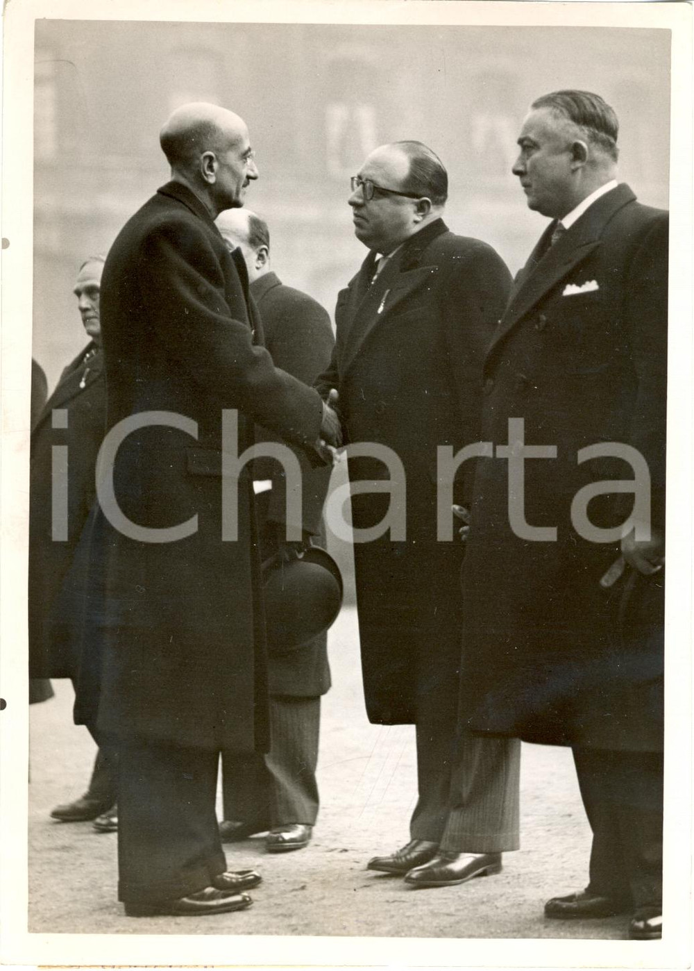 Fotografia d epoca originale 1938 PARIS Roger LANGERON Legion d Onore a AndrÃ© ROCHES polizia giudiziaria FOTO 1