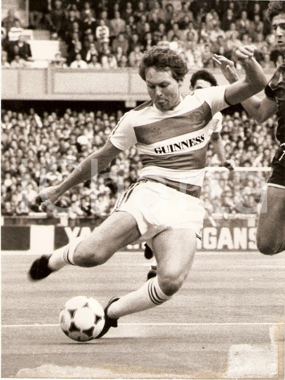 Fotografia d epoca originale 1980 ca QUEENS PARK RANGERS  INGHILTERRA UNDER 21 Clive ALLEN Calcio Fotografia 1