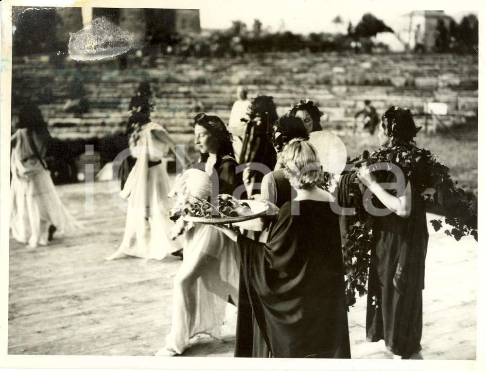 Fotografia d epoca originale 1938 PAESTUM SA Rito Dionisiaco BACCANTI EURIPIDE Foto di scena DANNEGGIATA 1