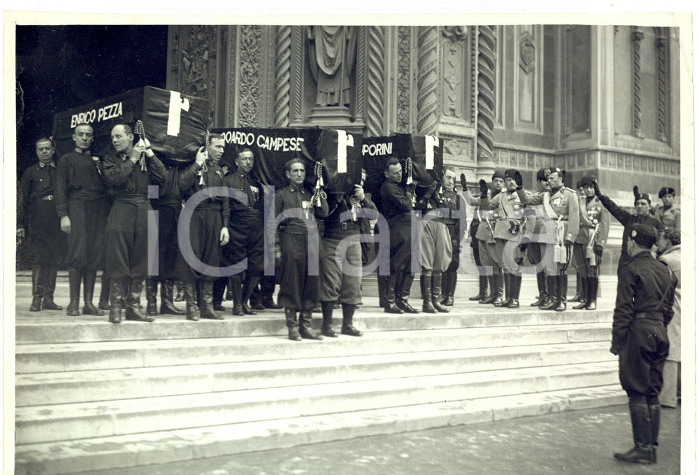 Fotografia d epoca originale 1934 FIRENZE SANTA CROCE Marcia dei Martiri  Bare PEZZA CAMPESE LUPORINI Foto 1
