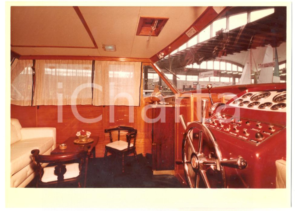 1964 GENOVA SALONE NAUTICO Cantieri navali Chiavari - Yacht PARAGGINA Plancia 1