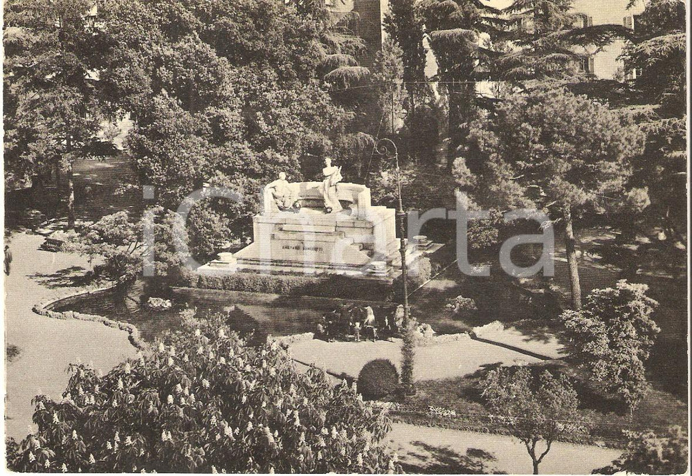 Cartolina originale da collezione 1950 ca BERGAMO Monumento a Gaetano DONIZETTI Cartolina FG NV 1