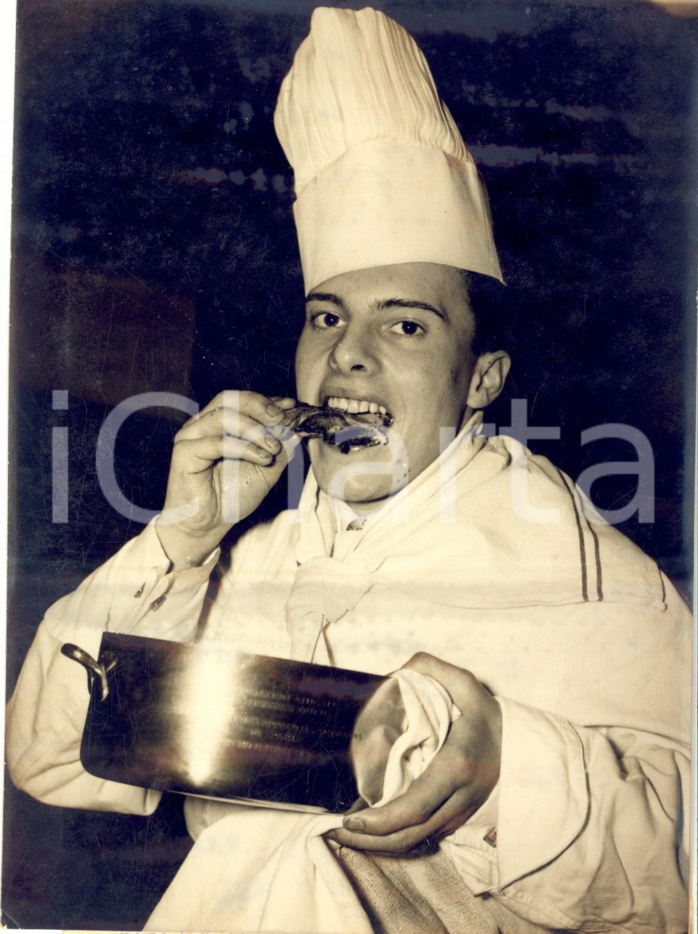 1956 PARIS Ecole hôtelière - Jean PIEDALU nommé "meilleur marmiton de France" 