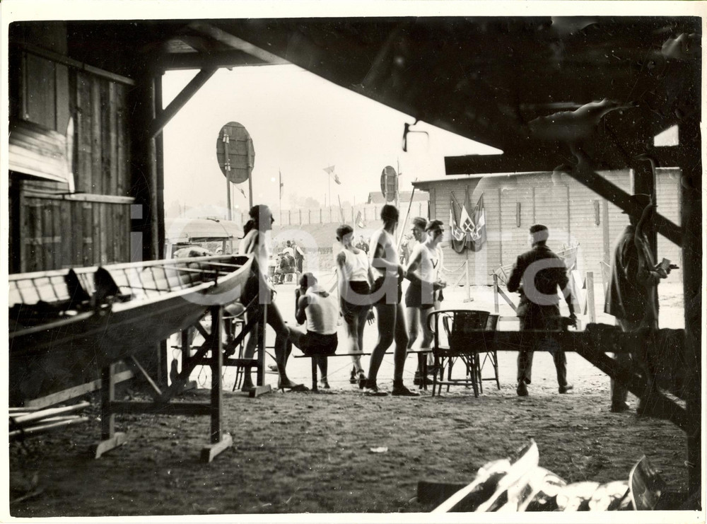 Fotografia d'epoca originale 1936 MILANO IDROSCALO CANOTTAGGIO Campionato italiano Giovani fascisti *Foto 1