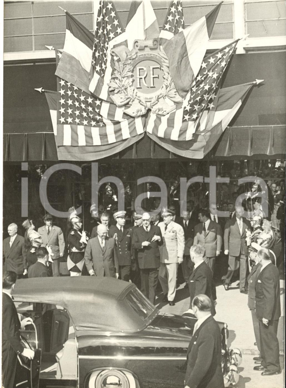 1959 PARIS BOURGET Generale DE GAULLE accoglie Dwight EISENHOWER - Foto