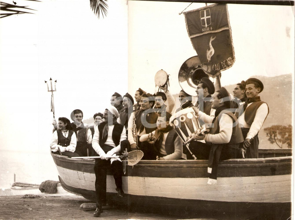 Fotografia d epoca originale 1955 ca NOLI SV La Banda musicale di CAU DE NOI Foto doppia 1