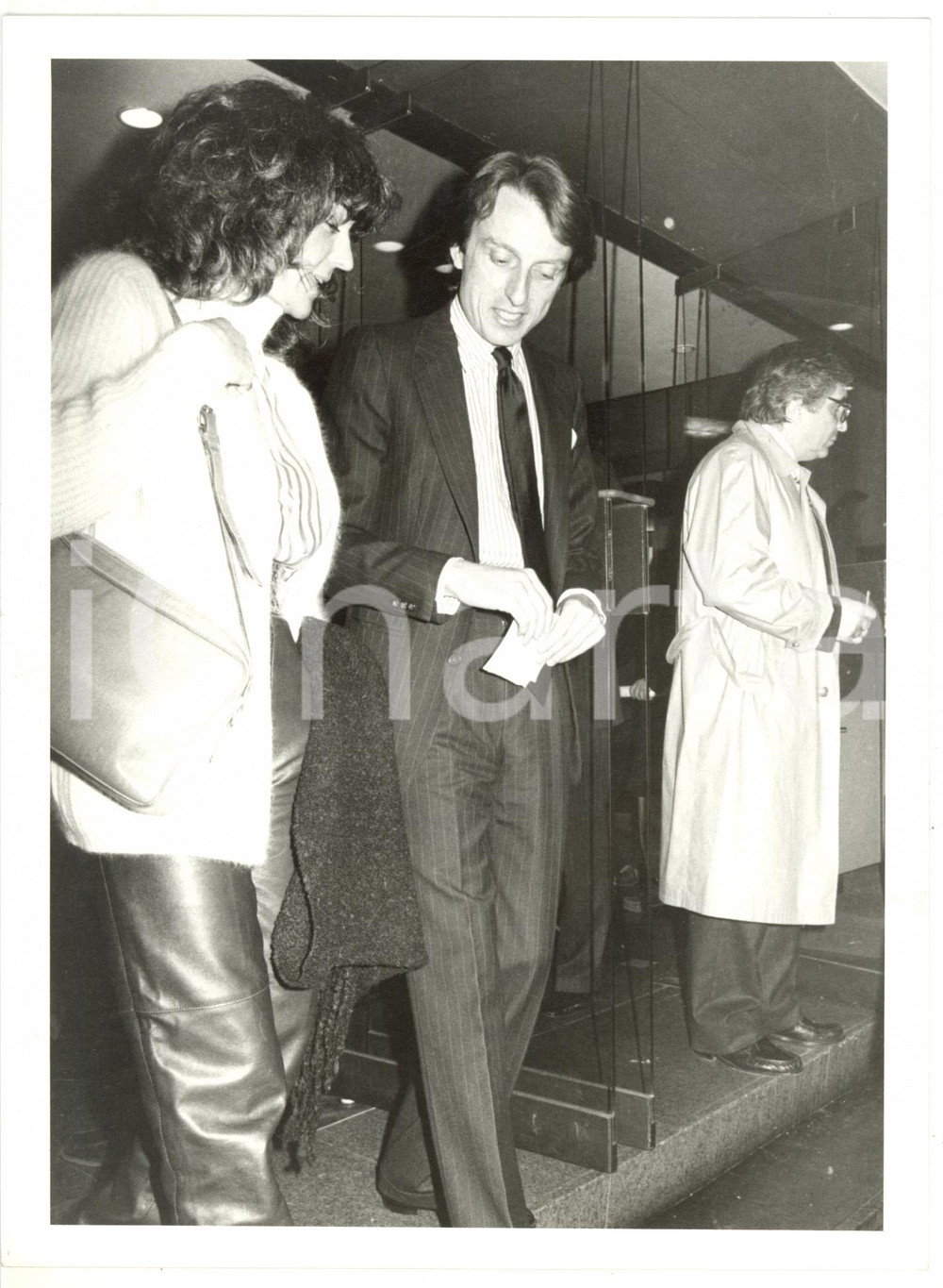 Fotografia d epoca originale 1990 ca Conversazione con Luca CORDERO DI MONTEZEMOLO Foto 18x24 cm 1