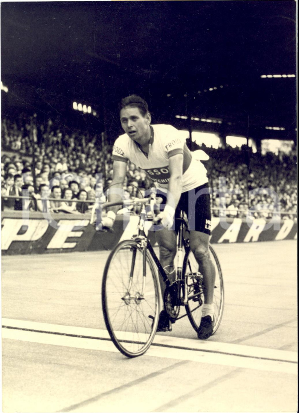 1958 CICLISMO BORDEAUX-PARIS Vincitore Jean-Marie CIELESKA al traguardo *Foto