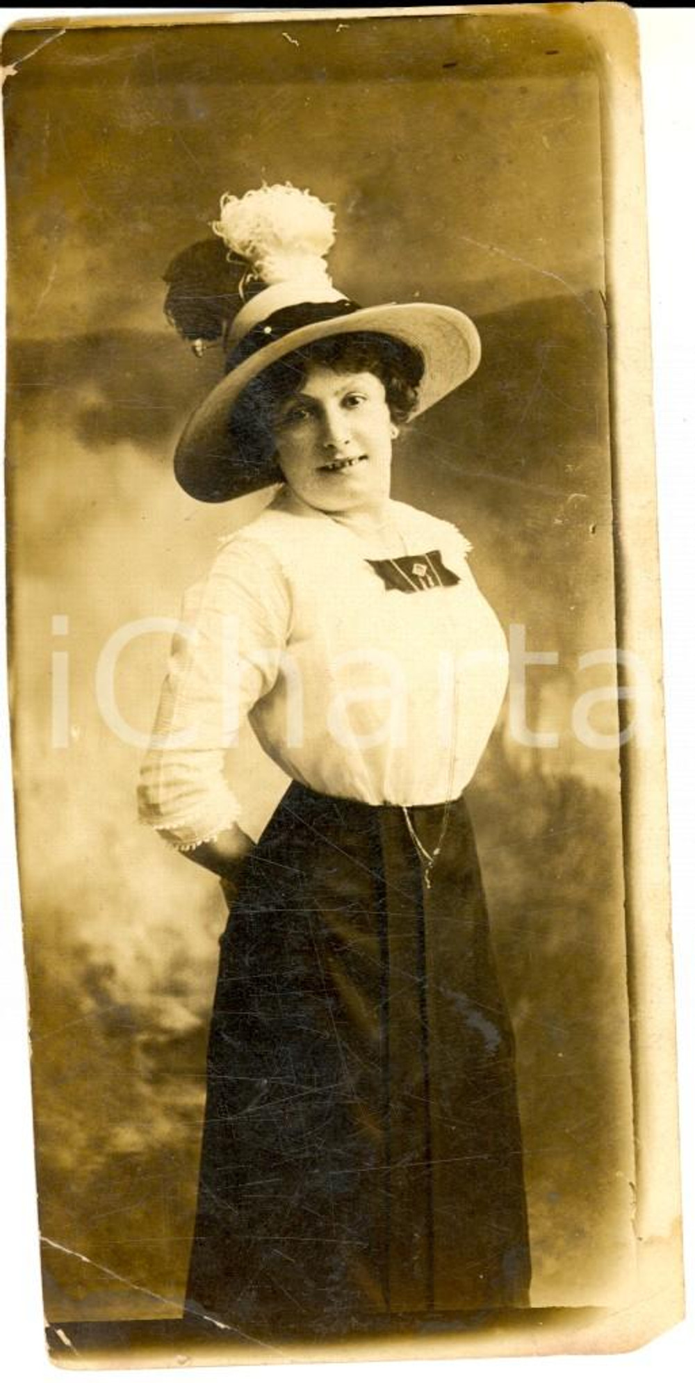 Fotografia d epoca originale 1920 ca NEW YORK USA Portrait of a woman with a hat Photo  BELL STUDIO 6,5x13 1