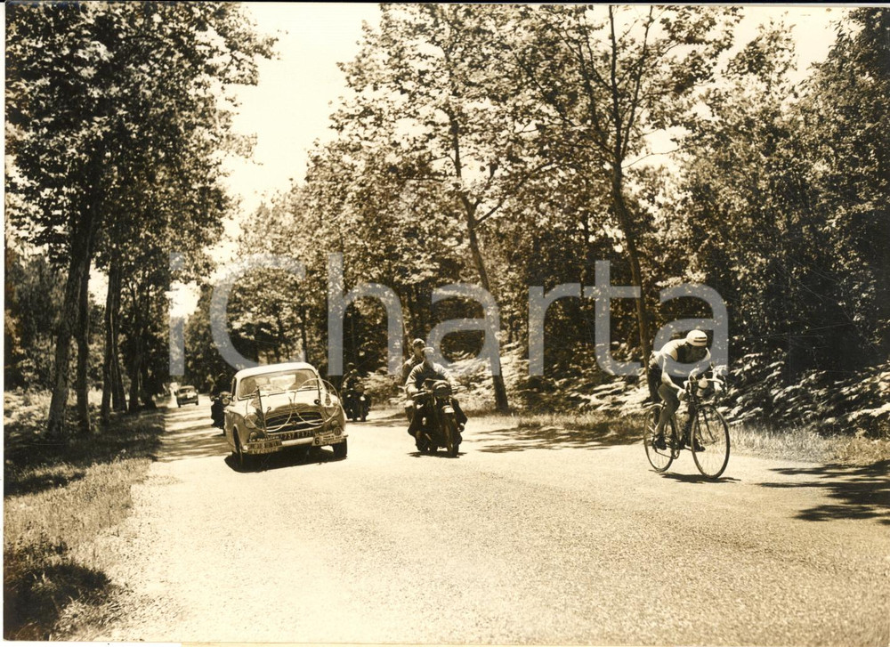 1957 CICLISMO TOUR DE FRANCE Pierino BAFFI nella foresta delle LANDES - Foto