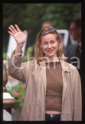 35mm vintage slide* 1998 ca VENICE Film Festival an actress Laura LINNEY (8)