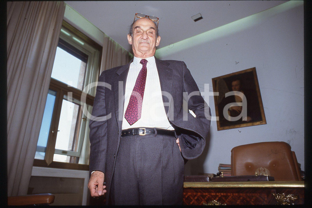 35mm vintage slide* 1988 ca ITALY SAPIENZA UNIVERSITY Biologist Giorgio TECCE 5