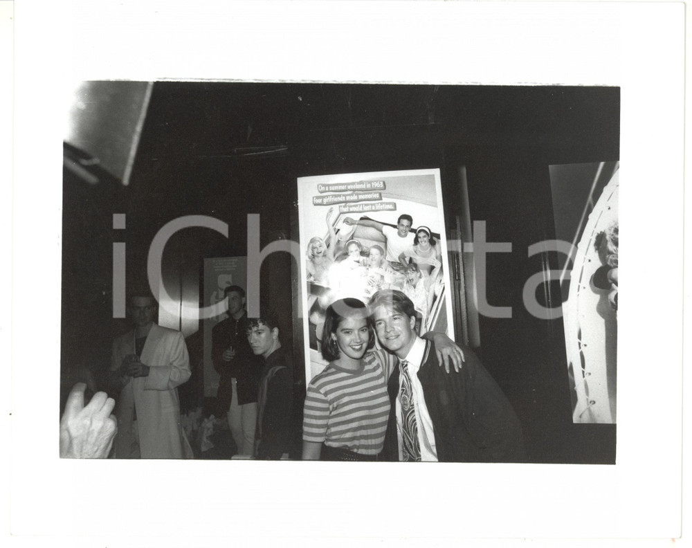 Fotografia d epoca originale 1989 CINEMA Phoebe CATES con Scott COFFEY alla prima del film Shag  Foto 1