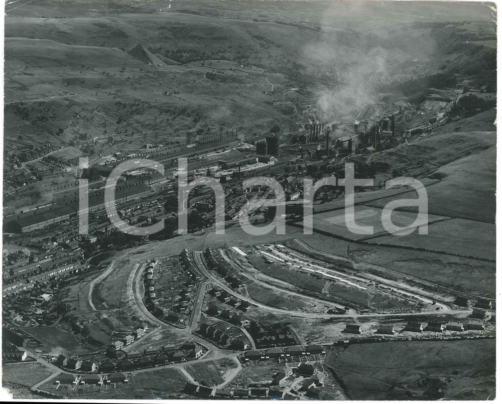 Fotografia d epoca originale 1955 ca EBBW VALE MONMOUTHSHIRE, WALES Aerial view  Photo 25x20 cm 1