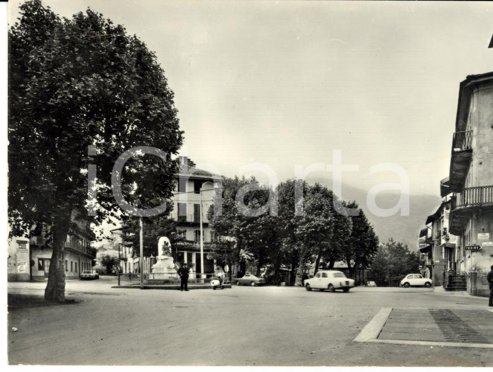 Cartolina originale da collezione 1960 ca CORIO (TO) Piazza ETTORE MOLINARI *Cartolina ANIMATA FG VG 1