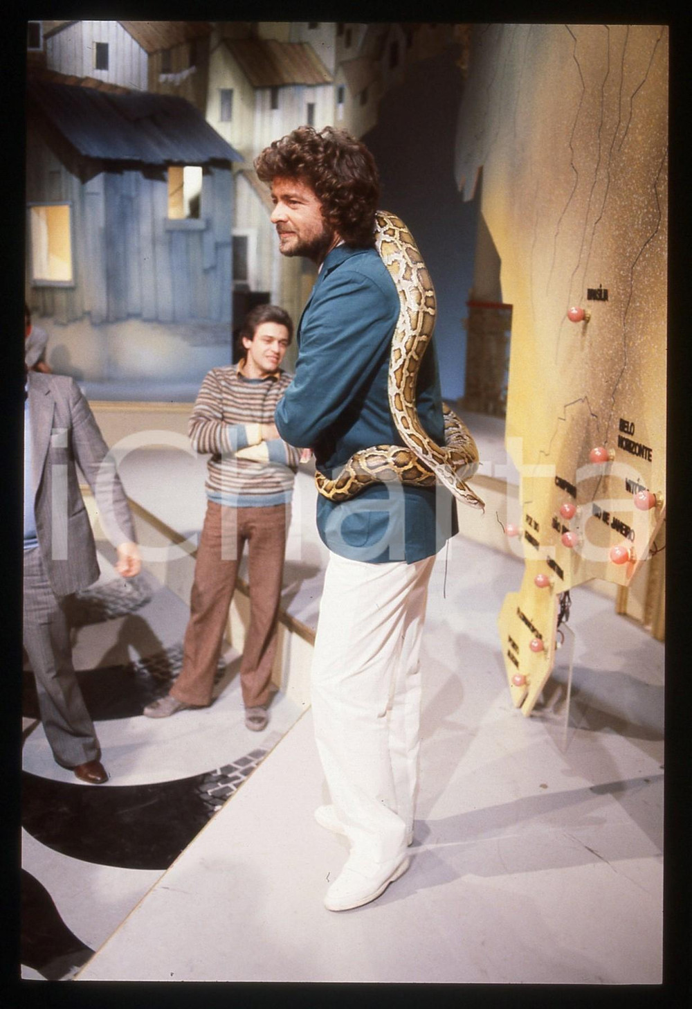 35mm vintage slide* 1984 TELEVISIONE "Te lo do io il Brasile" Beppe GRILLO (1)