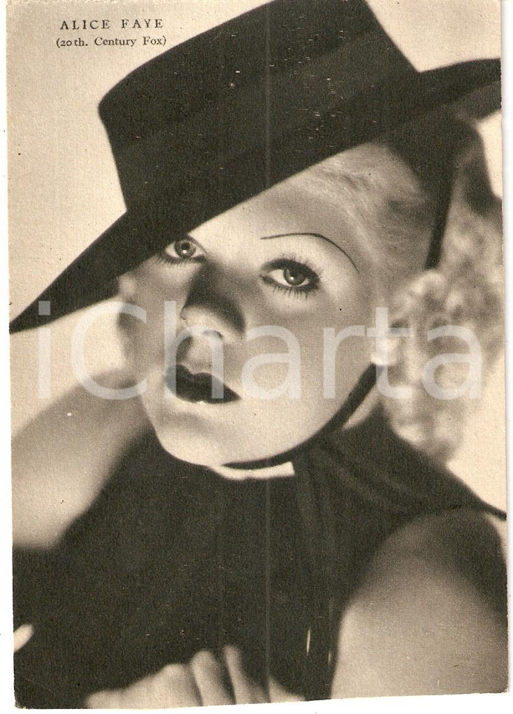 Cartolina originale da collezione 1938 CINEMA Actress Alice FAYE Portrait with hat *Cartolina 20th CENTURY FOX 1