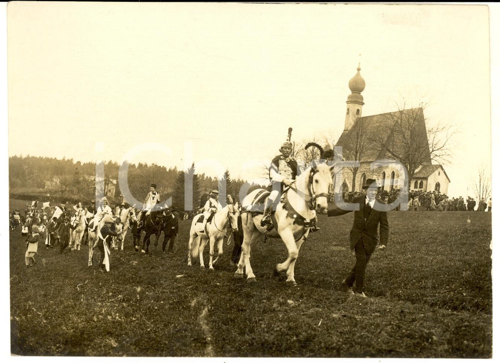 Fotografia d epoca originale 1930 ca ETTENDORF Feste di Pasqua  Carovana storica al santuario Foto 16x12 cm 1