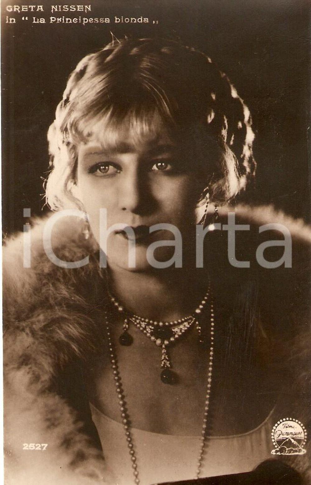 Cartolina originale da collezione 1920 ca PRINCIPESSA BIONDA Greta NISSEN in una scena del film *Cartolina FP NV 1