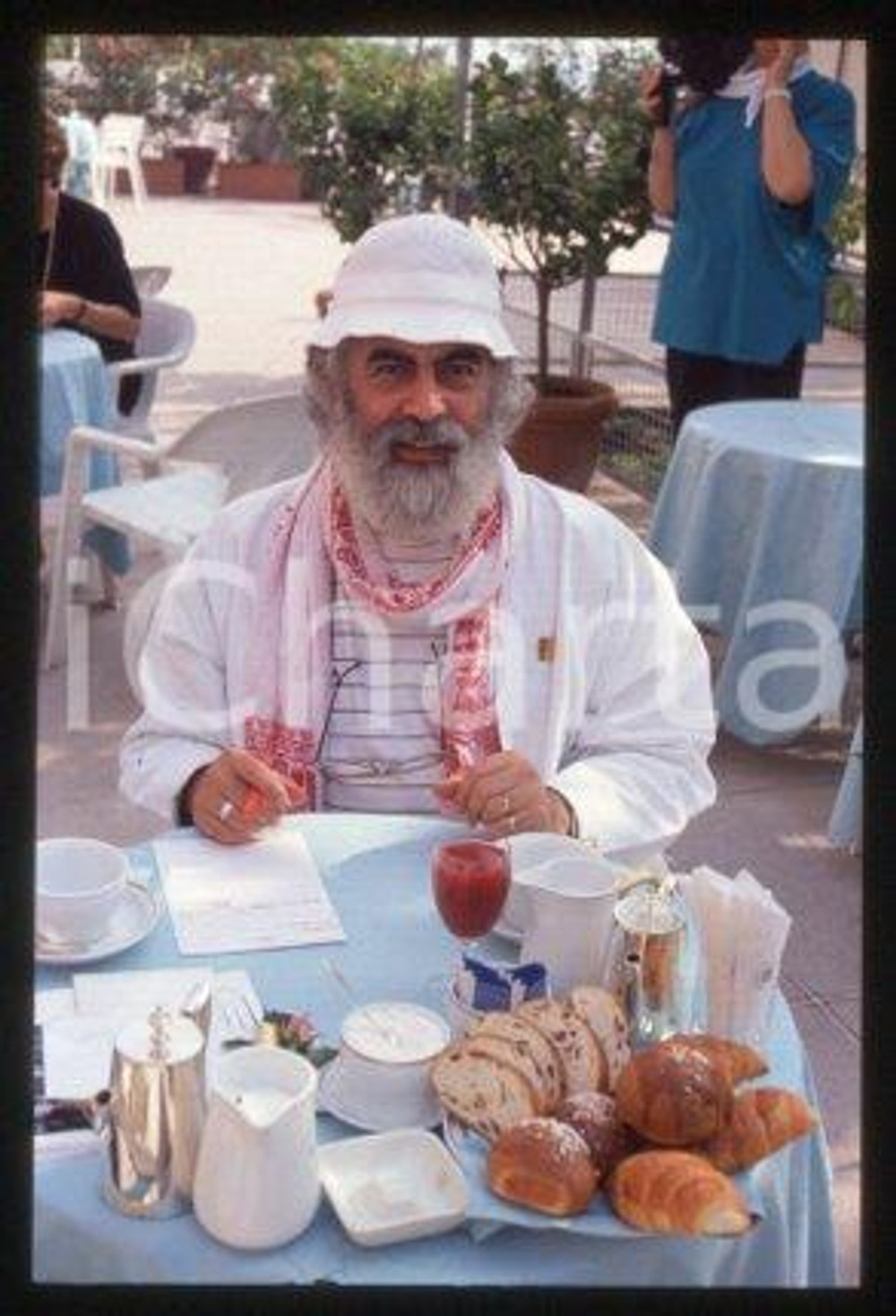 35mm vintage slide* 1990 VENICE American film director Armondo Linus ACOSTA (24)