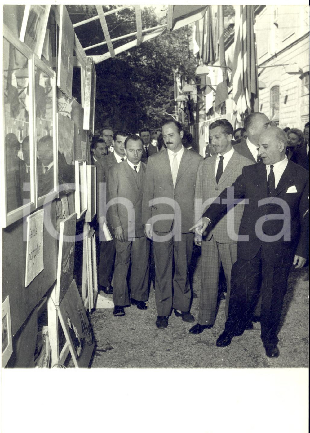 1957 ROMA ARTE Sindaco Umberto TUPINI alla VII Mostra di via Margutta *Foto