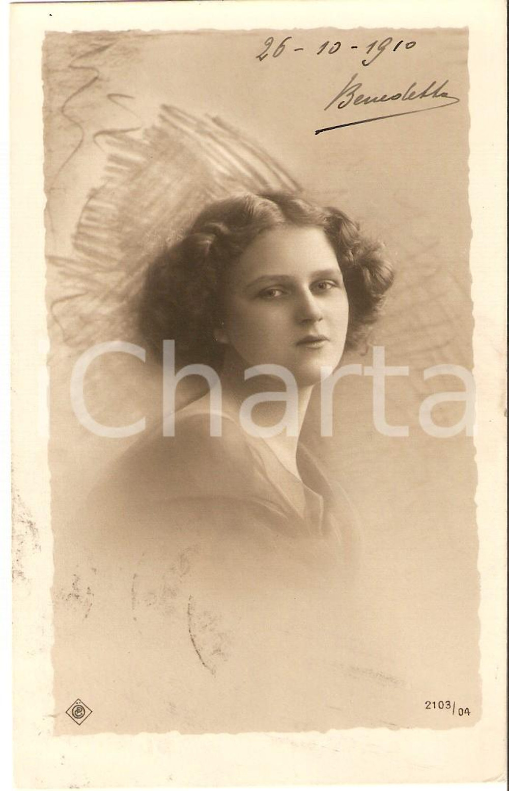 Cartolina originale da collezione 1910 COSTUME Ritratto di una giovane donna *Cartolina VINTAGE ing. BONELLI 1