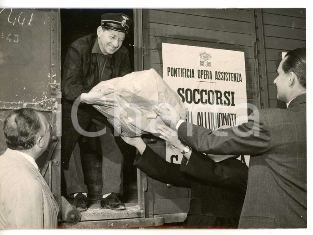 1953 ROMA Pontificia Opera Assistenza - Treno per soccorso alluvionati calabresi